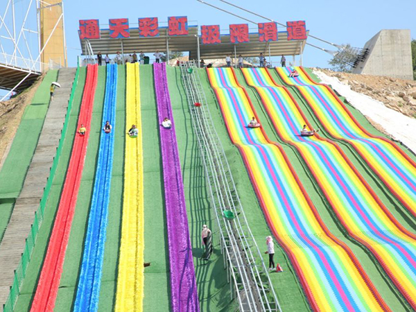 七彩滑道安裝服務(wù)詳細流程